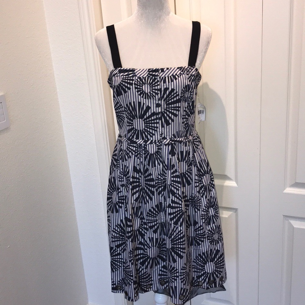 Vera Wang Dress with front button clasp opening